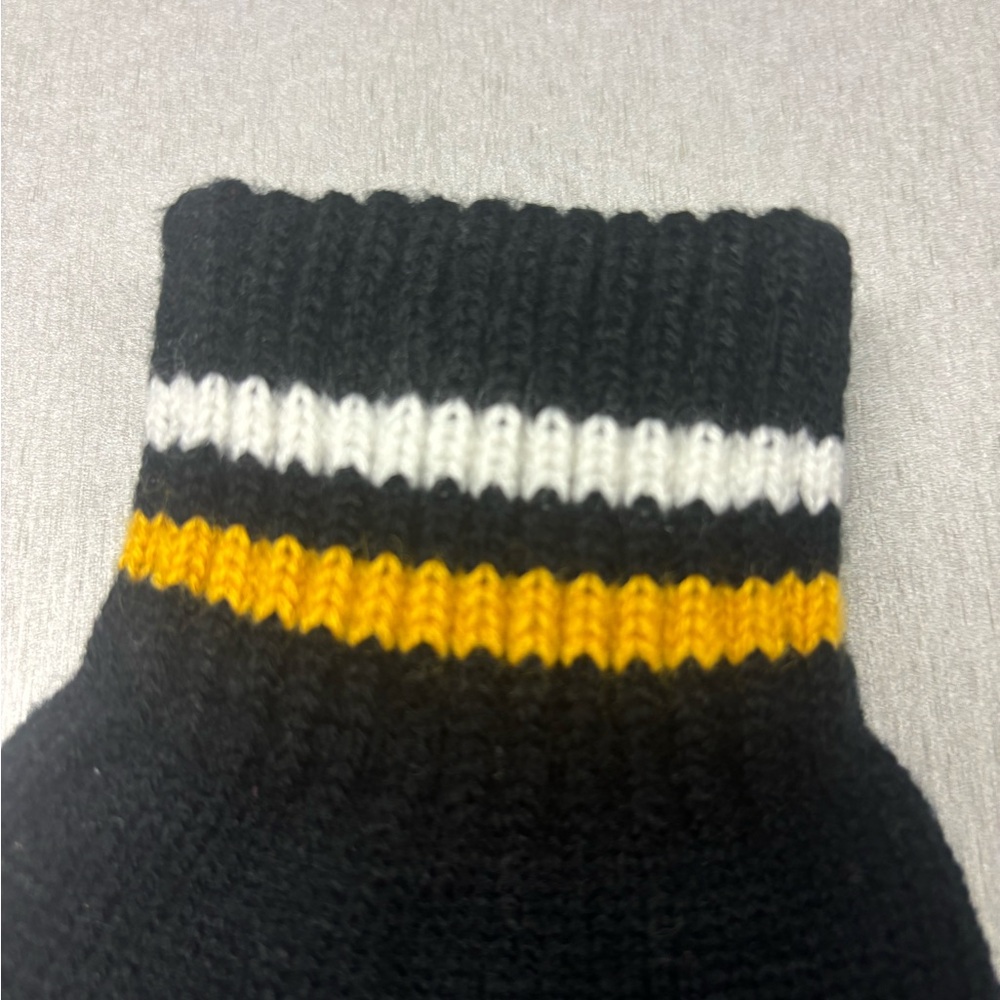 Steeler Black Sweater Gloves, Size M - Picture 3 of 6